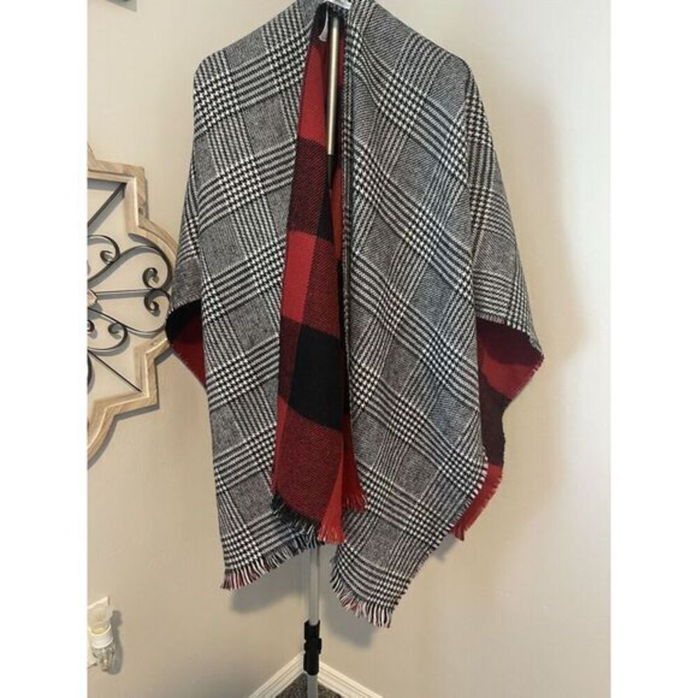 Reversible Red/Black Plaid Buffalo Check Houndstooth‎ Oversized Shawl Maurices